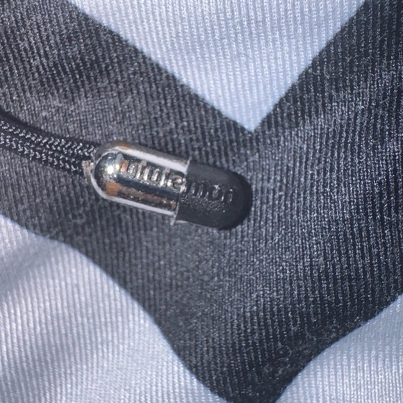 Lululemon Run for your life capri leggings size 8 - Picture 6 of 9